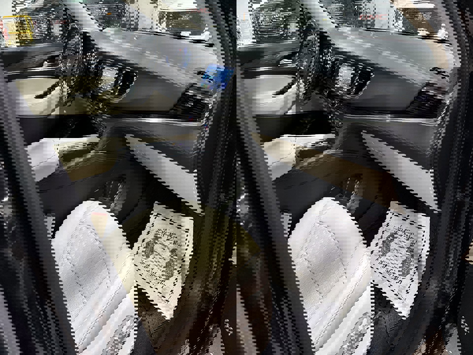 Used 2024 Buick Enclave Avenir w/ Avenir Technology Package image 29