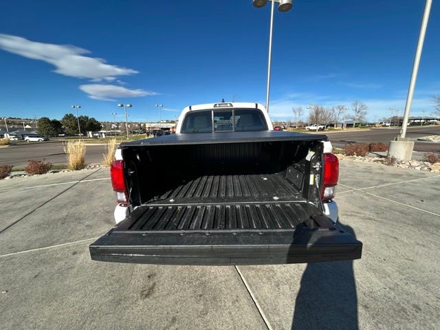 Used 2022 Toyota Tacoma SR image 33