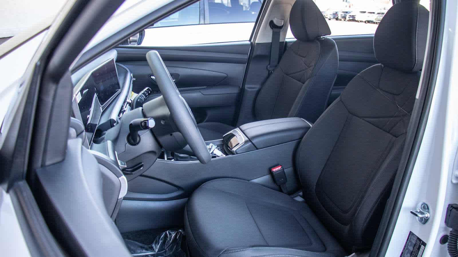 New 2026 Hyundai Tucson SE FWD image 10