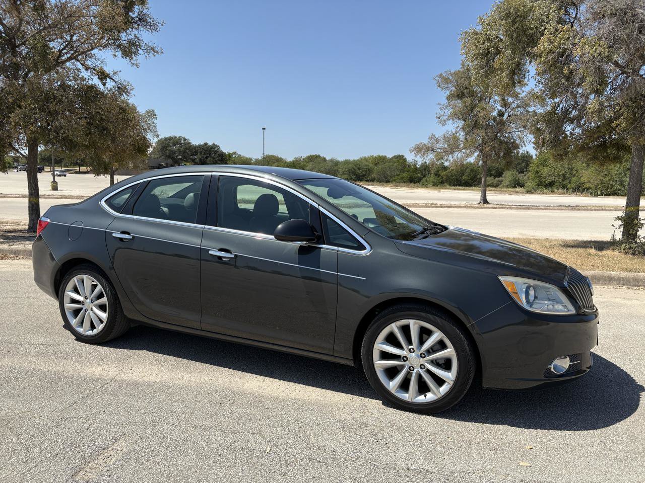 Used 2014 Buick Verano Convenience FWD image 47