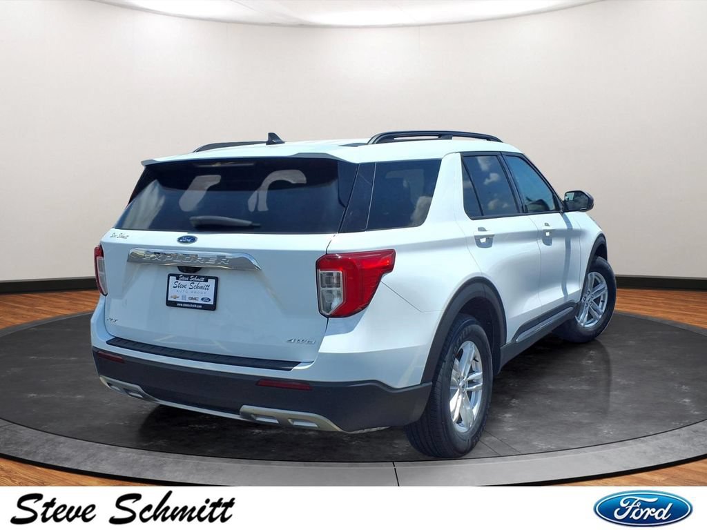 Used 2023 Ford Explorer XLT w/ Equipment Group 202A AWD/4WD image 25