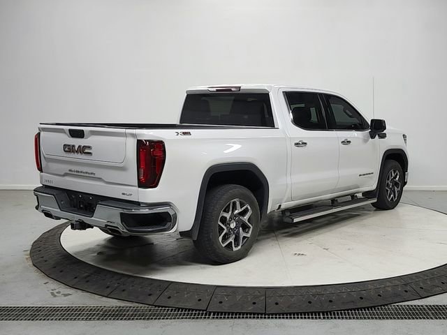 Used 2023 GMC Sierra 1500 SLT w/ SLT Premium Package AWD/4WD image 7