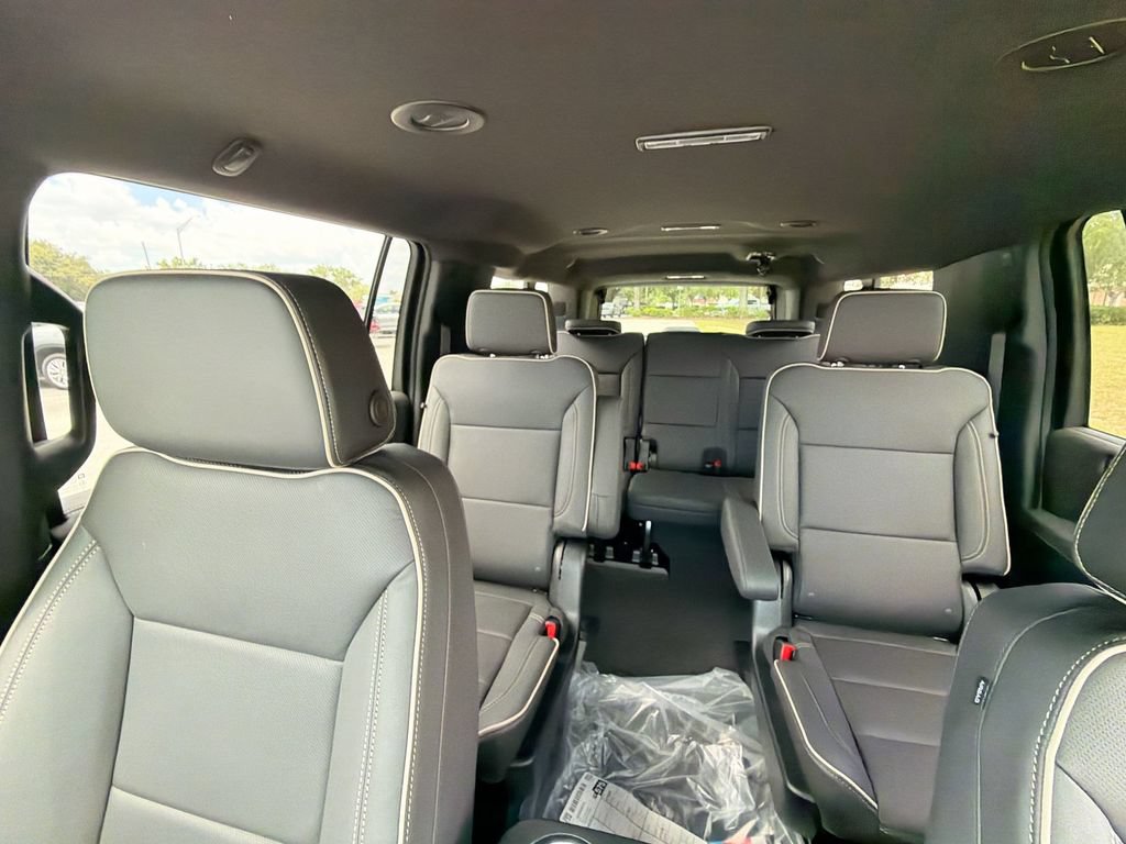 New 2026 GMC Yukon XL Elevation AWD/4WD image 28