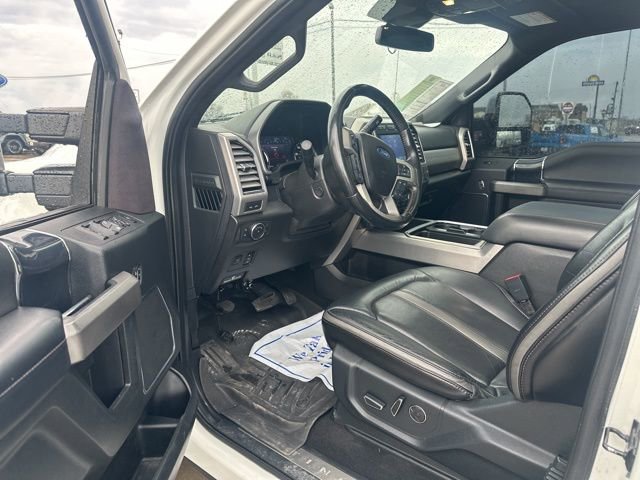 Used 2020 Ford F250 Platinum w/ FX4 Off-Road Package image 16