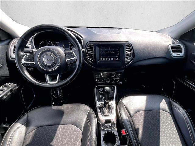 Used 2019 Jeep Compass Latitude w/ Popular Equipment Group AWD/4WD image 16