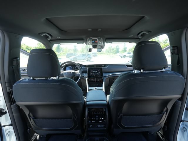 New 2026 Jeep Grand Cherokee L 4WD image 25