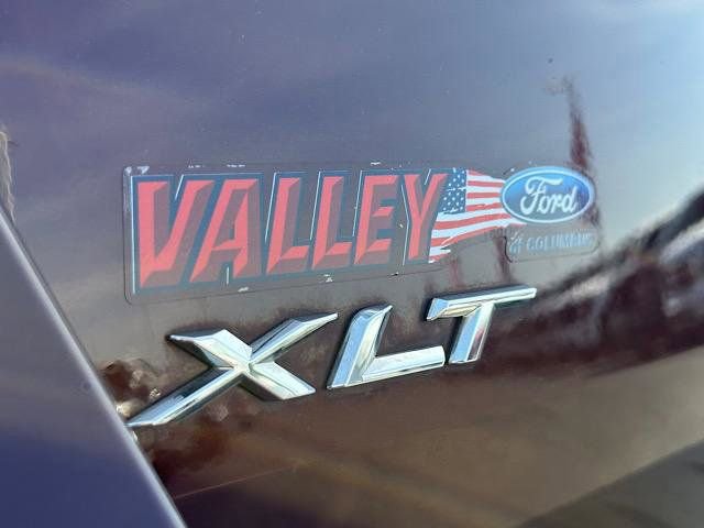 Used 2022 Ford Explorer XLT image 27