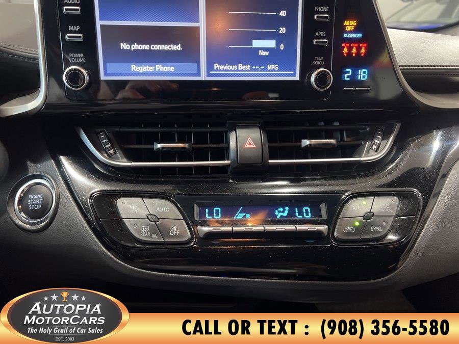Used 2019 Toyota C-HR XLE FWD image 28