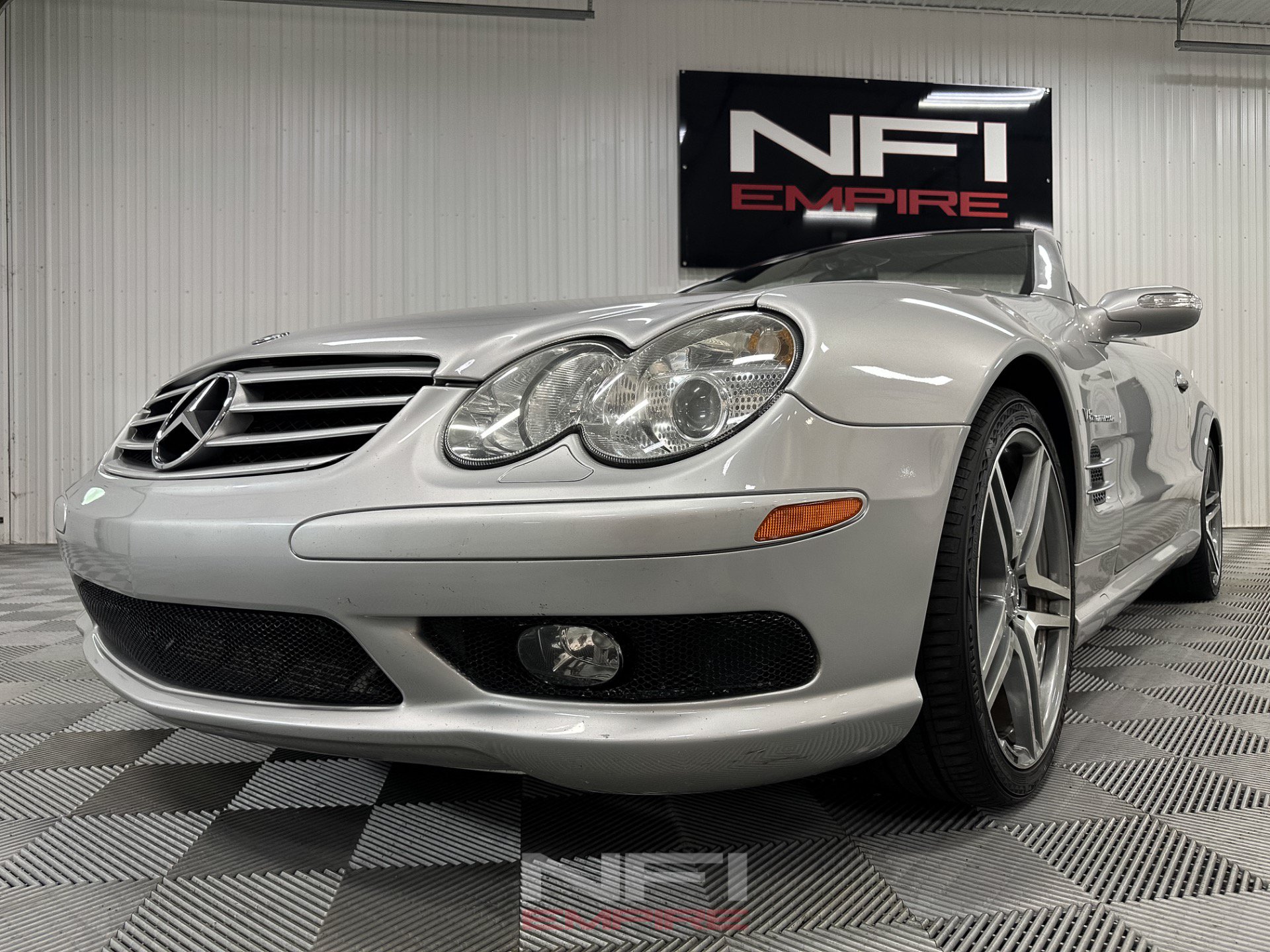 Used 2005 Mercedes-Benz SL 55 AMG image 13