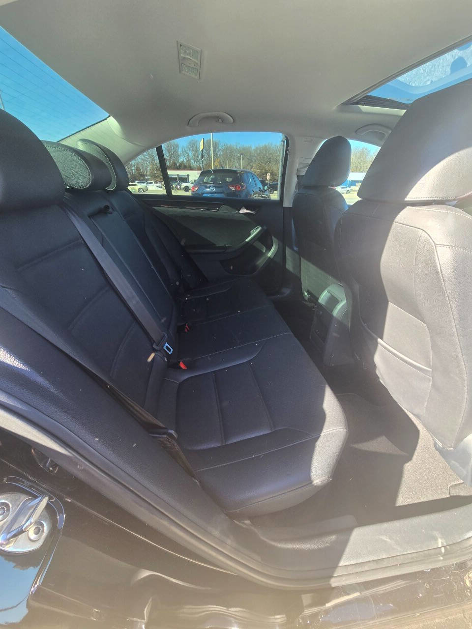 Used 2016 Volkswagen Jetta SEL w/ Lighting Package image 9