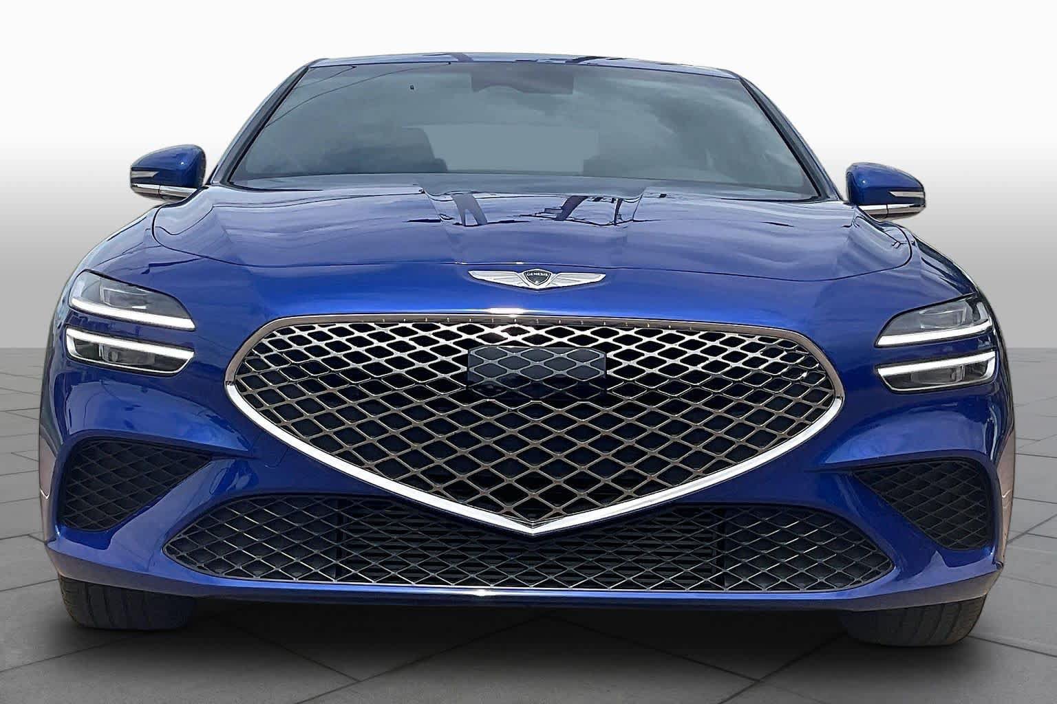 Used 2022 Genesis G70 2.0T RWD image 4
