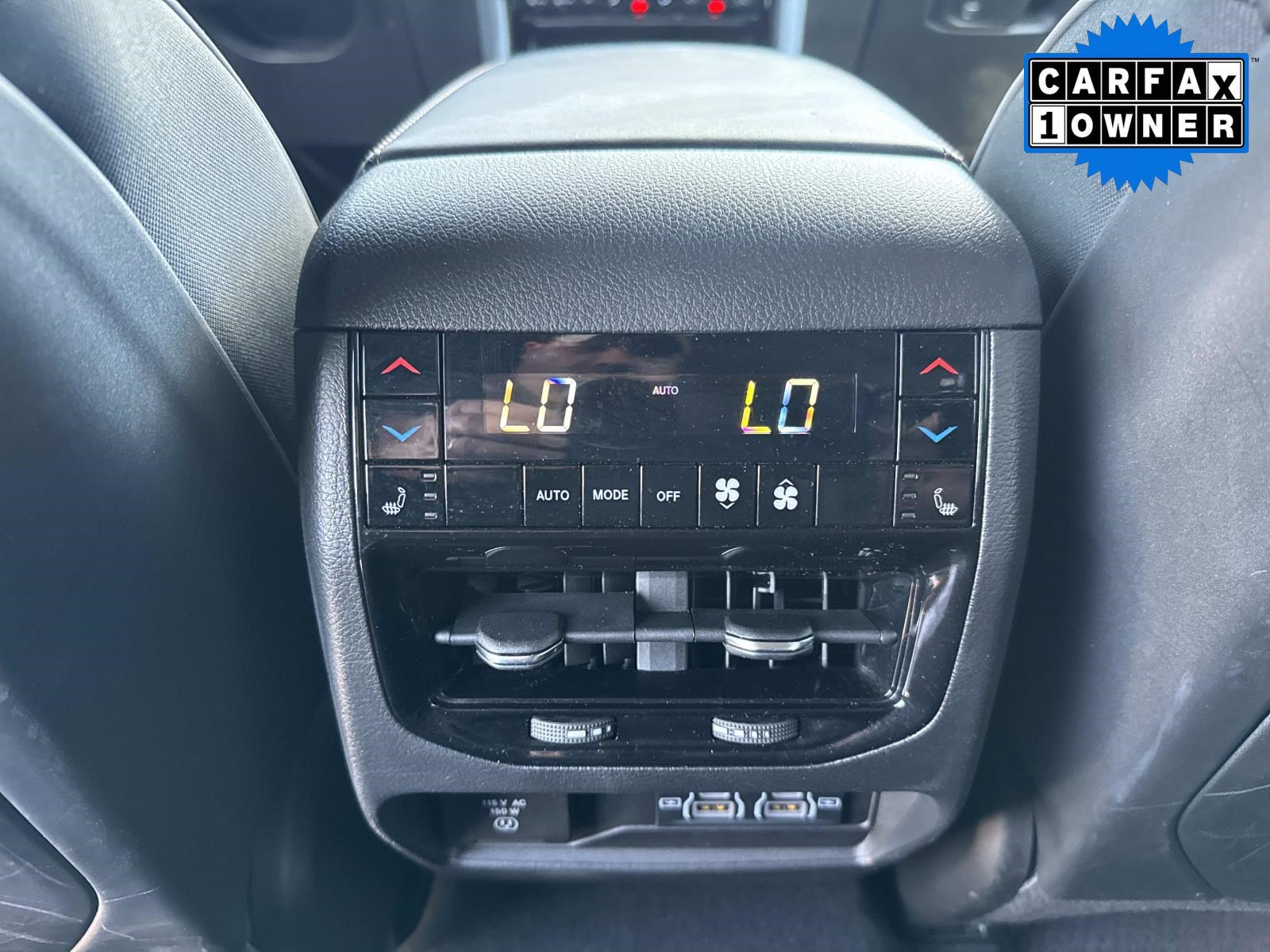 Used 2025 Jeep Grand Cherokee Summit AWD/4WD image 18