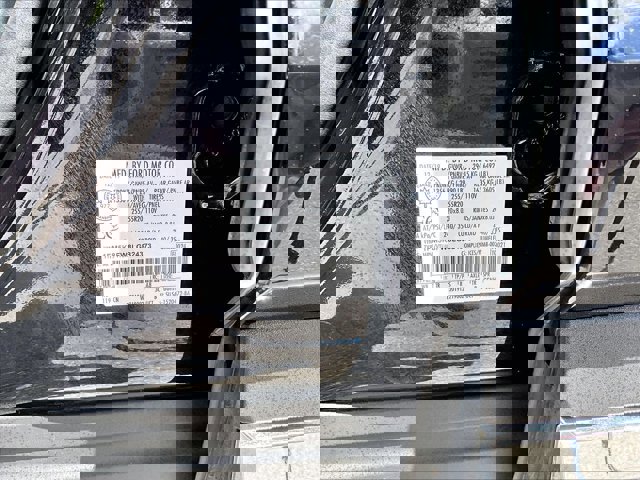 Used 2020 Ford Explorer Limited w/ Equipment Group 310A image 30