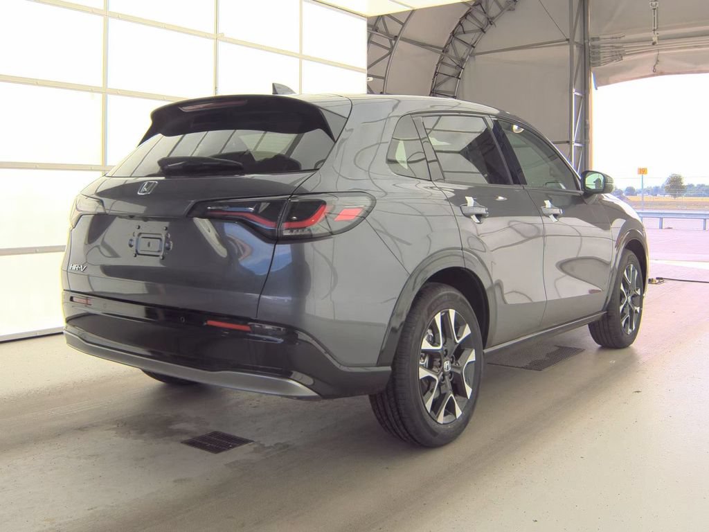 Used 2026 Honda HR-V EX-L image 5