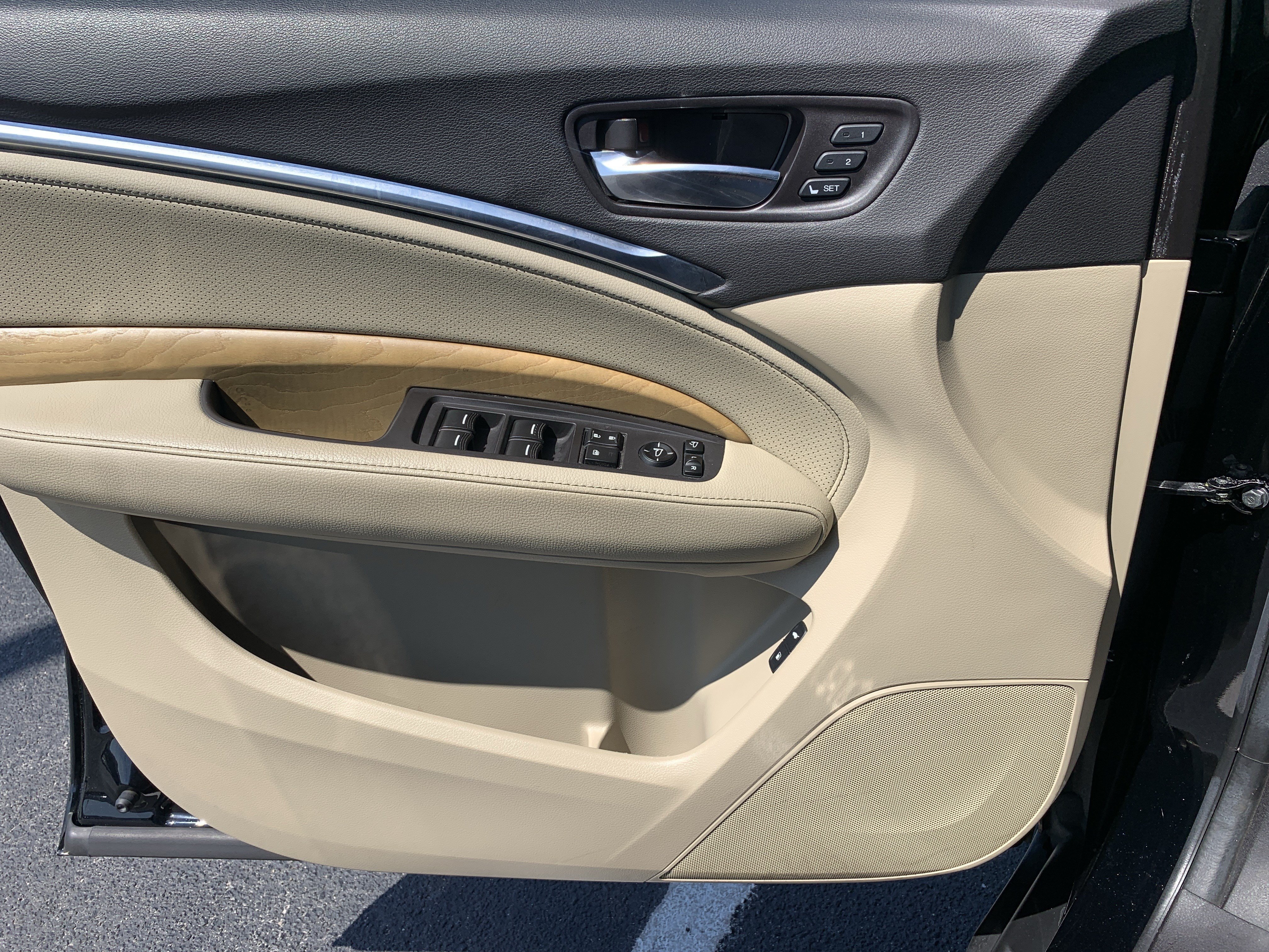 Used 2020 Acura MDX w/ Technology Package AWD/4WD image 14