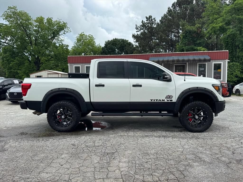 Used 2019 Nissan Titan SV w/ SV Convenience Package AWD/4WD image 2