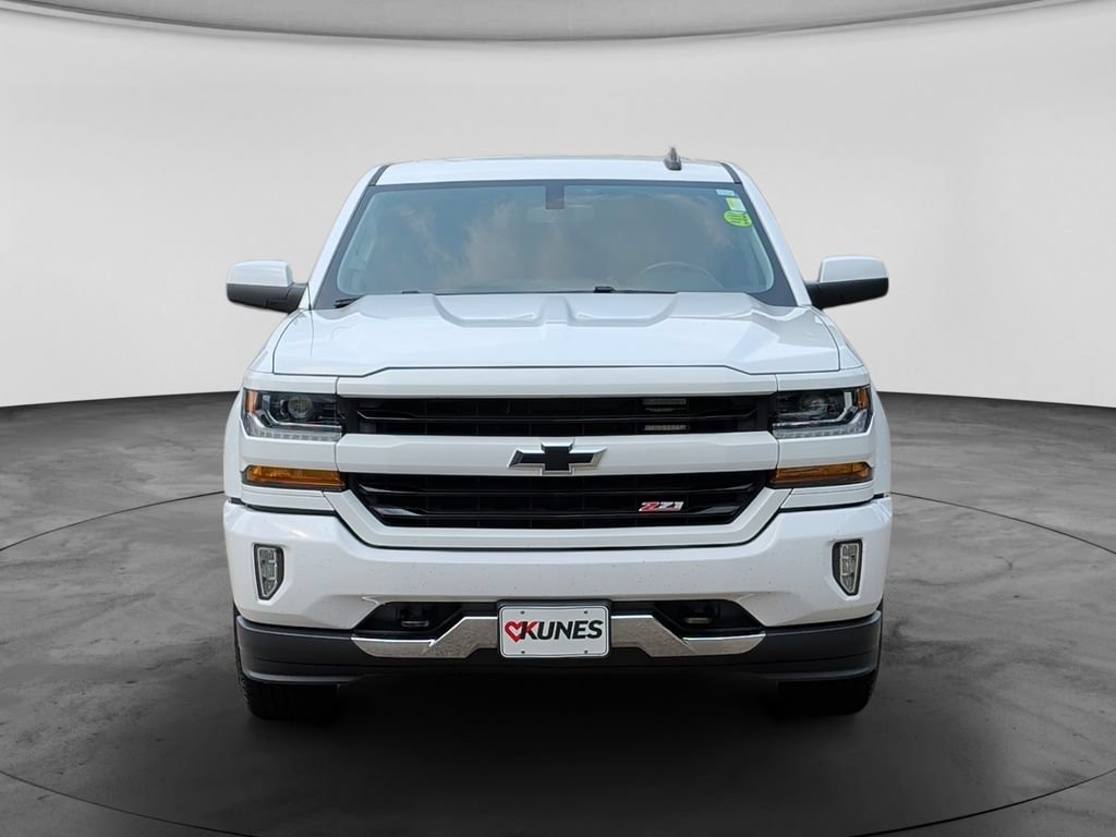 Used 2018 Chevrolet Silverado 1500 LT w/ All Star Edition AWD/4WD image 2