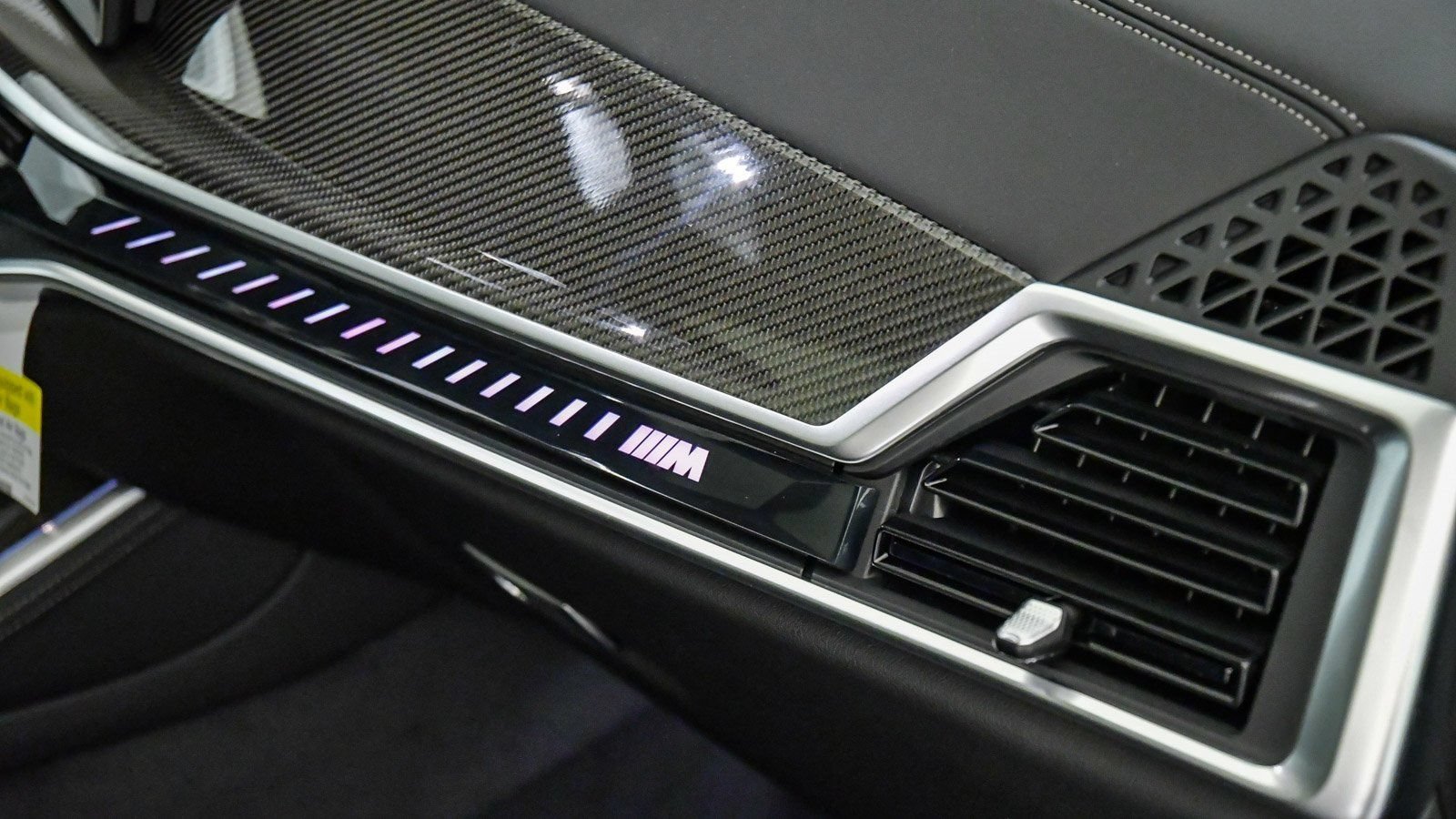New 2026 BMW X5 M60i AWD/4WD image 21