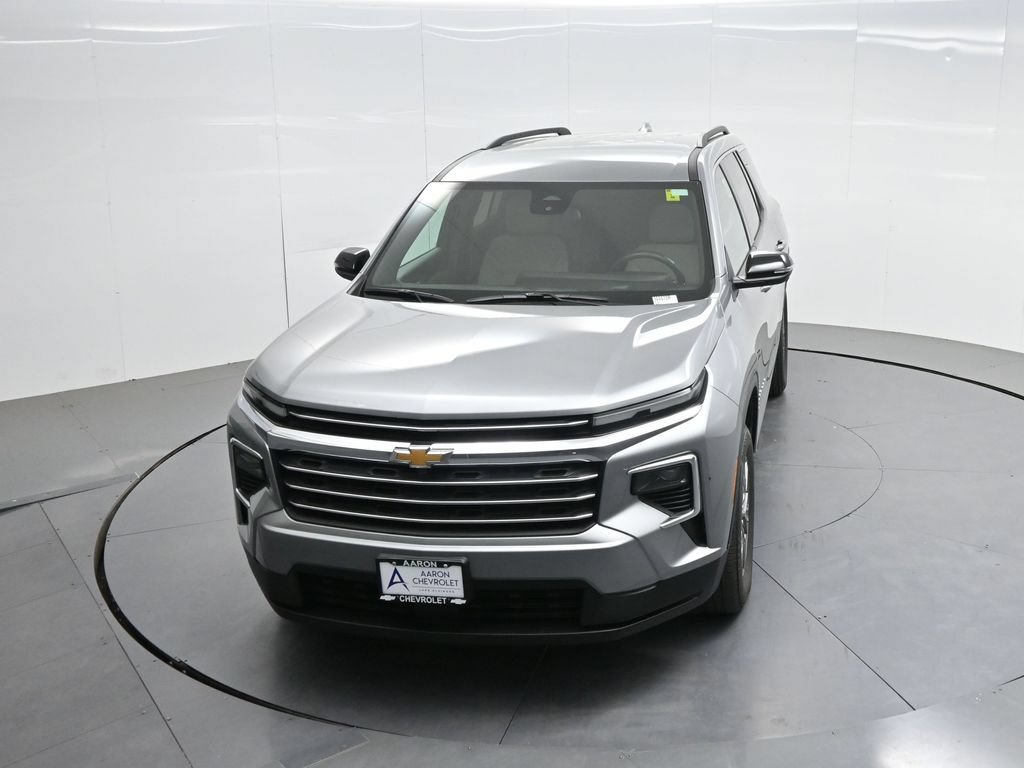 Used 2025 Chevrolet Traverse LT AWD/4WD image 49