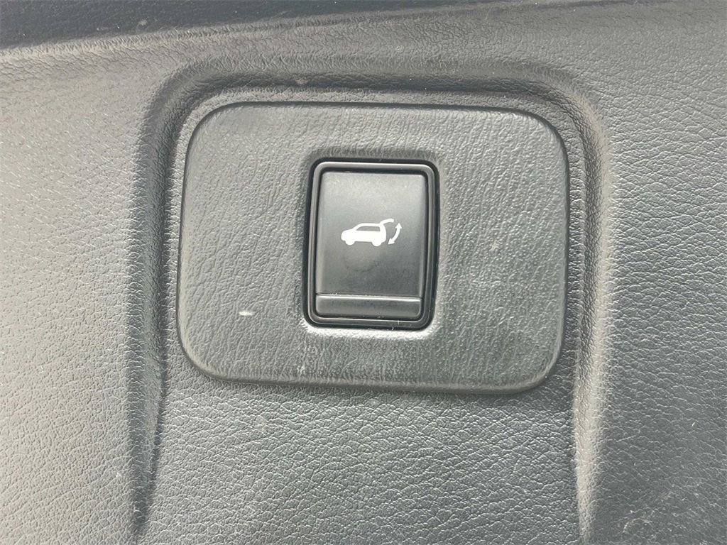 Used 2023 Nissan Murano SL w/ Cargo Package image 7