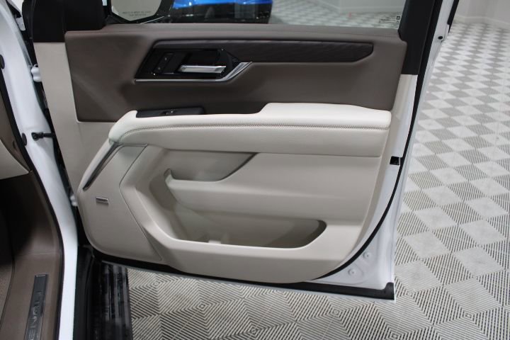 New 2026 GMC Yukon Denali w/ Denali Reserve Package image 27