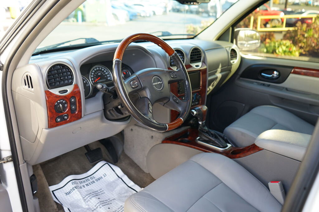 Used 2006 GMC Envoy Denali image 10
