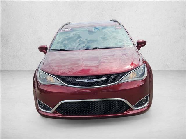 Used 2017 Chrysler Pacifica Touring-L FWD video 2
