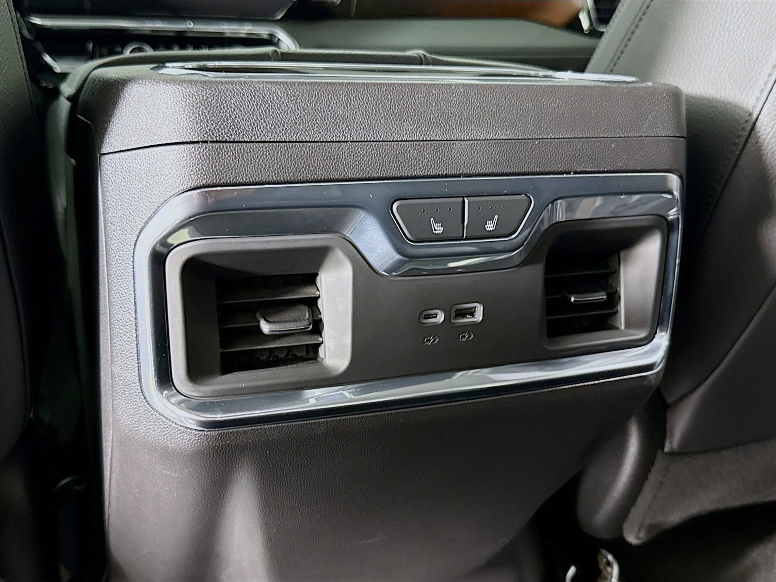 Used 2024 GMC Sierra 1500 Denali w/ Technology Package image 27