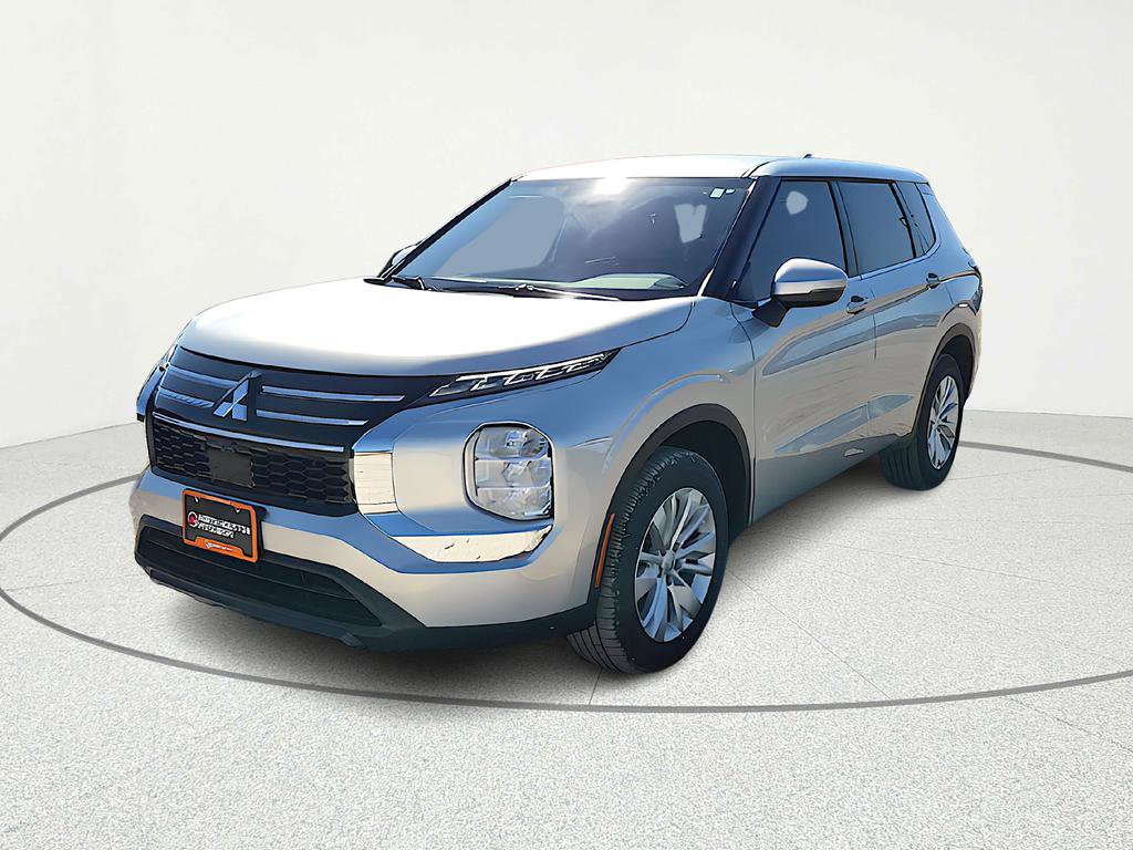 New 2026 Mitsubishi Outlander ES