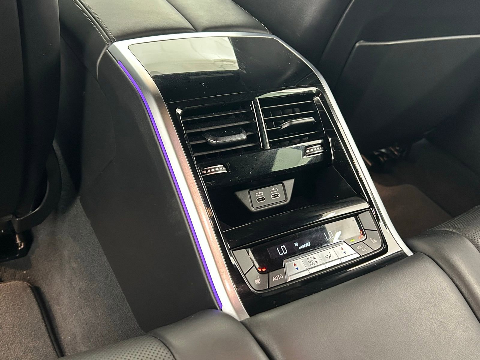 Used 2023 BMW ALPINA B8 xDrive Gran Coupe image 37