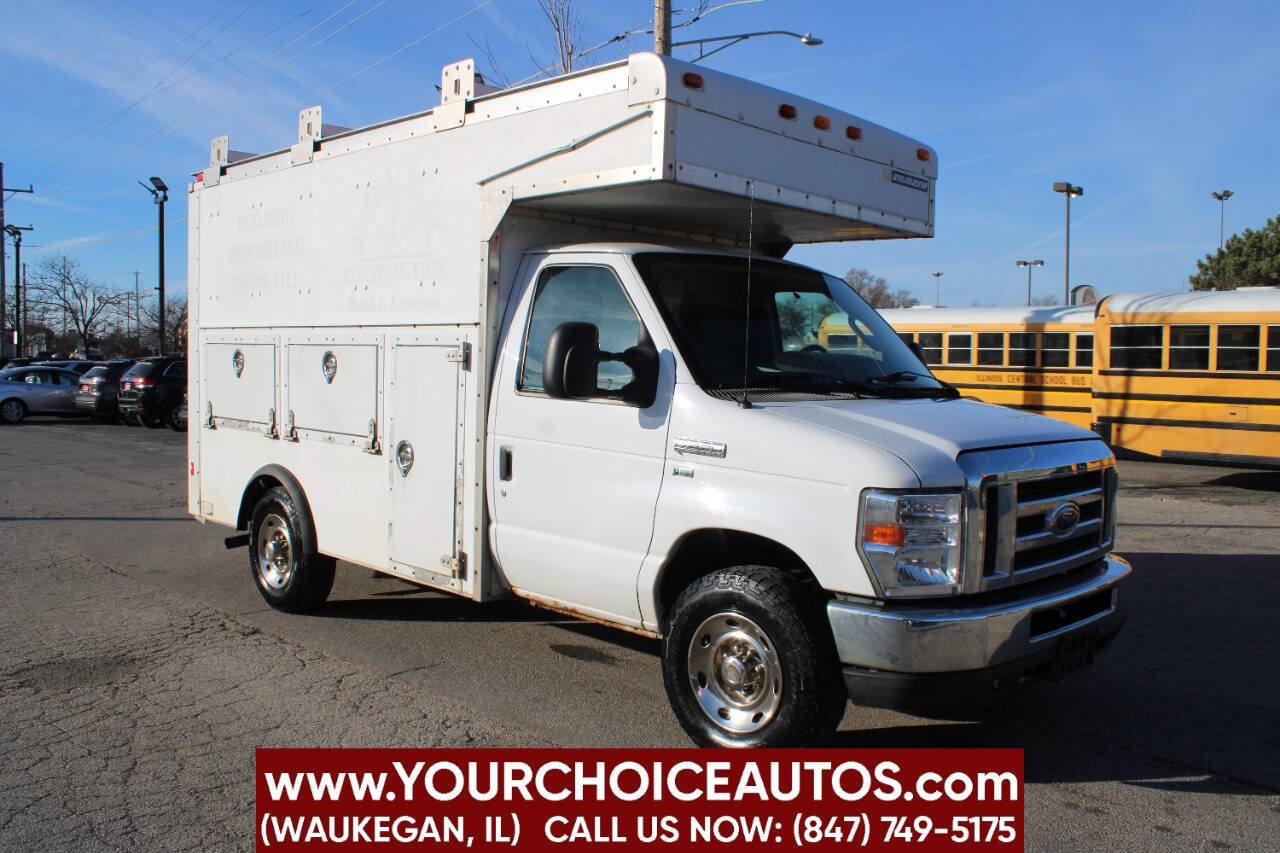 Used 2012 Ford E-350 and Econoline 350 Super Duty w/ Interior Upgrade Pkg RWD image 3