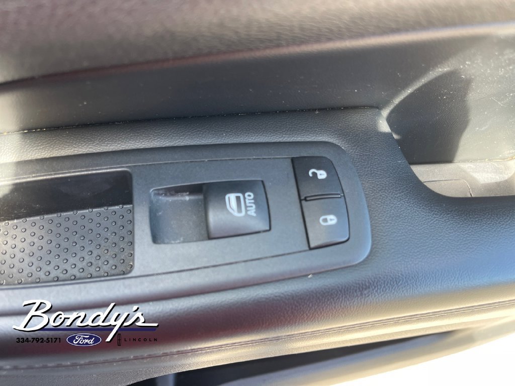 Used 2020 Jeep Grand Cherokee Limited w/ Luxury Group II RWD image 20