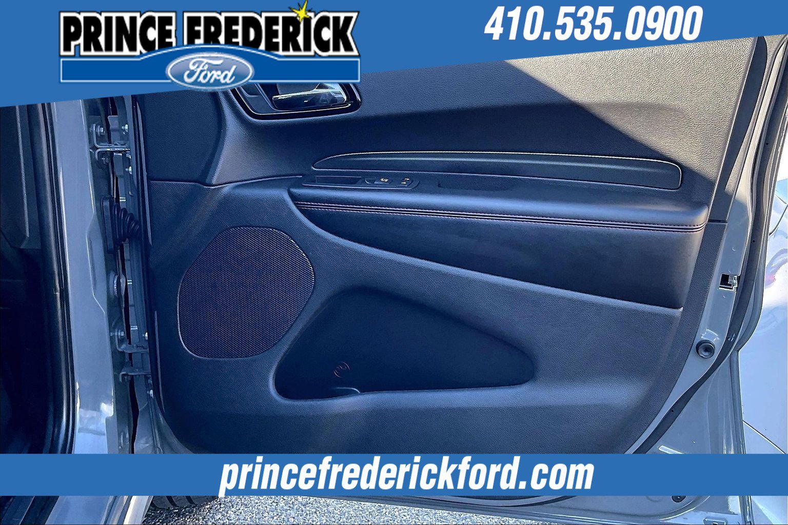 Used 2024 Dodge Durango R/T w/ Blacktop Package image 22