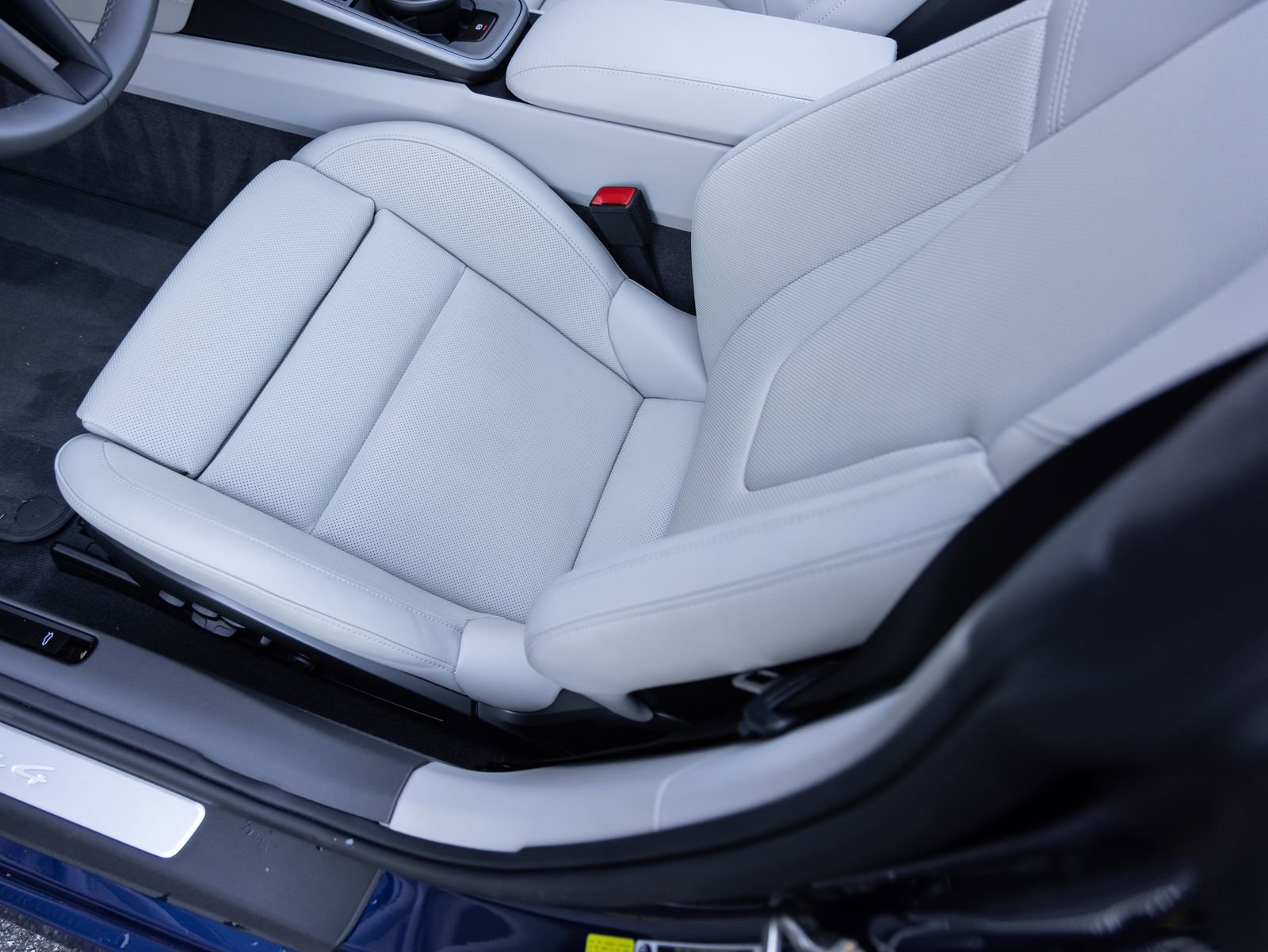 Certified 2024 Porsche 911 Targa 4 image 22