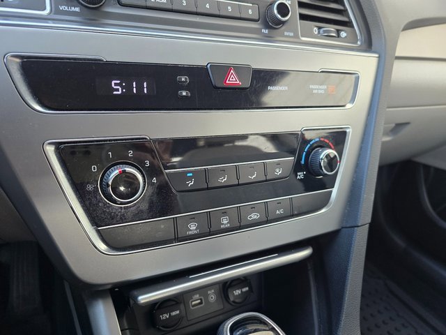 Used 2017 Hyundai Sonata SE image 35