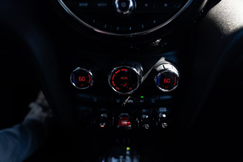 Used 2018 MINI Cooper S FWD image 15