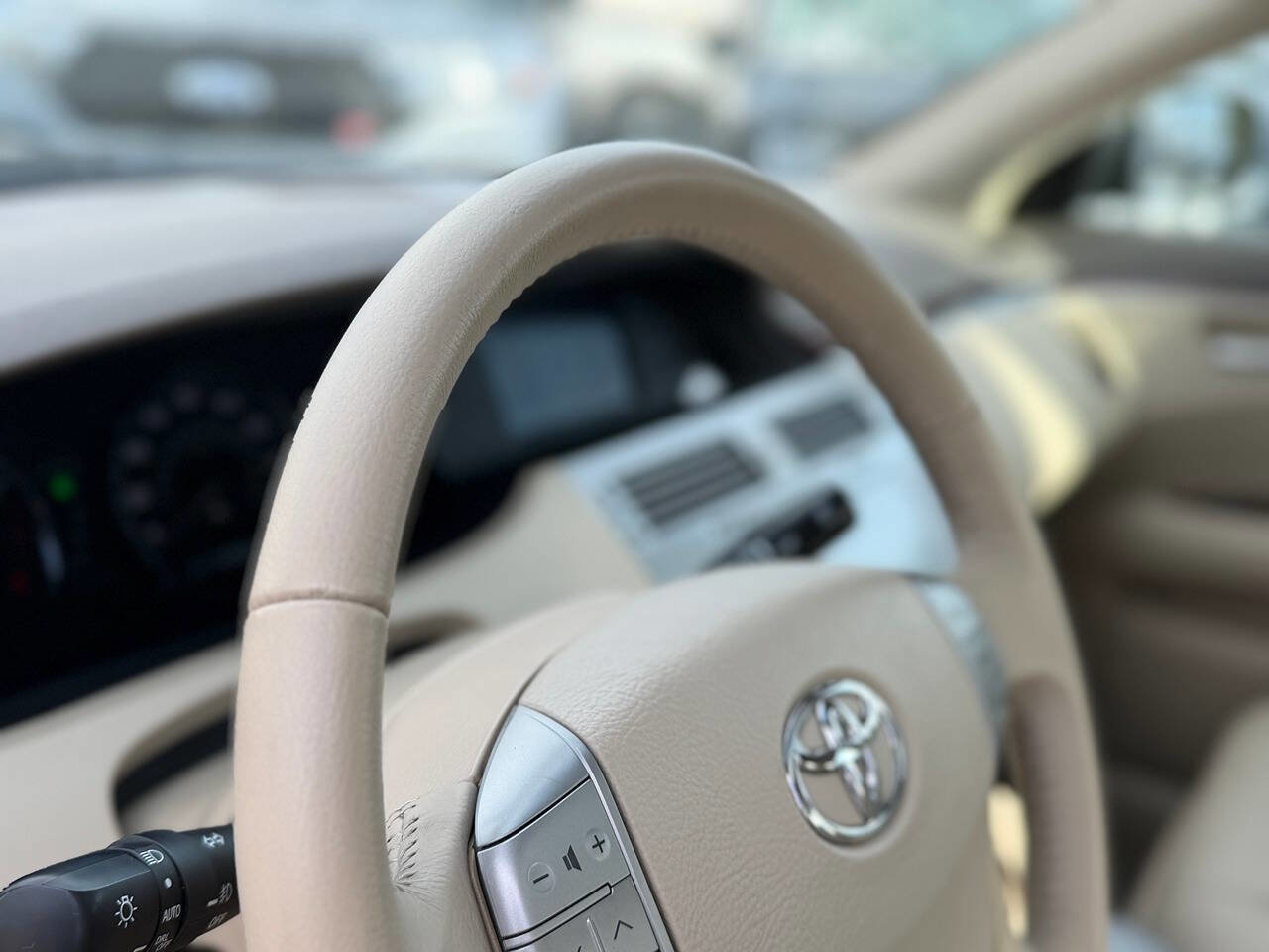 Used 2008 Toyota Avalon XLS image 87