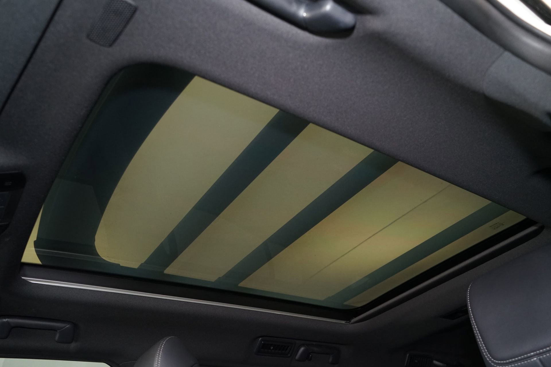 Used 2024 Lexus GX 550 w/ Accessory Package (31) image 20