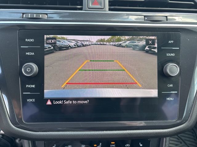 Used 2022 Volkswagen Tiguan SE image 26