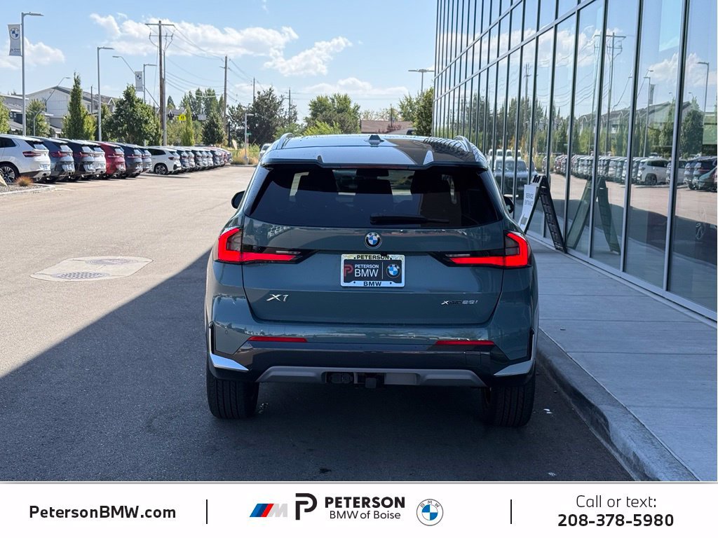 New 2027 BMW X1 xDrive28i w/ Technology Package AWD/4WD image 4