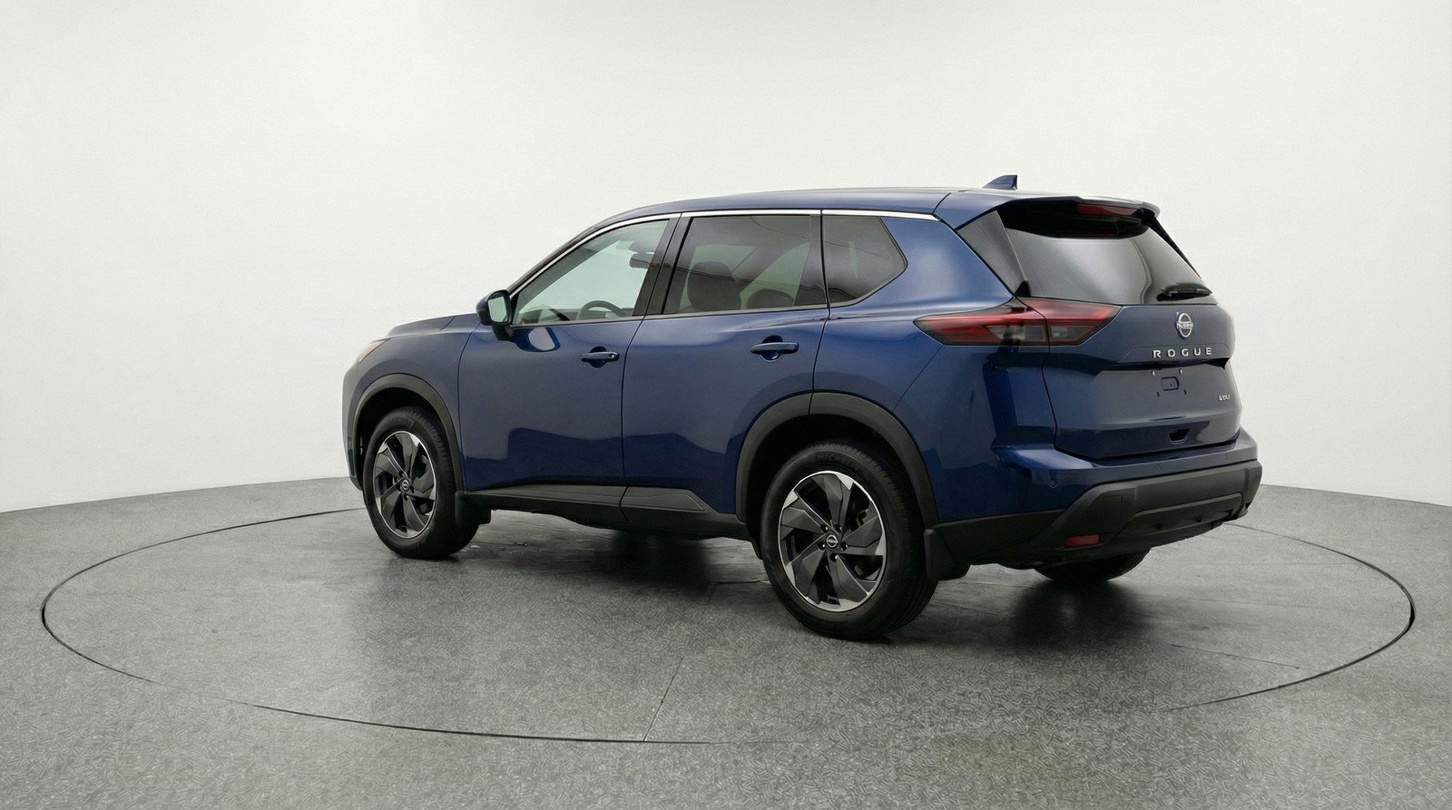 Used 2025 Nissan Rogue SV FWD image 5