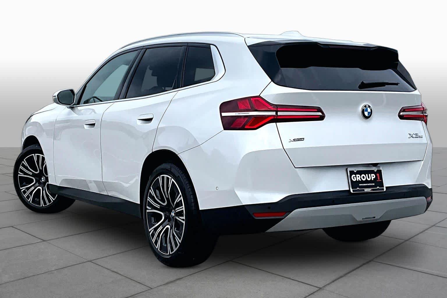 Used 2025 BMW X3 xDrive30i w/ Premium Package AWD/4WD image 12