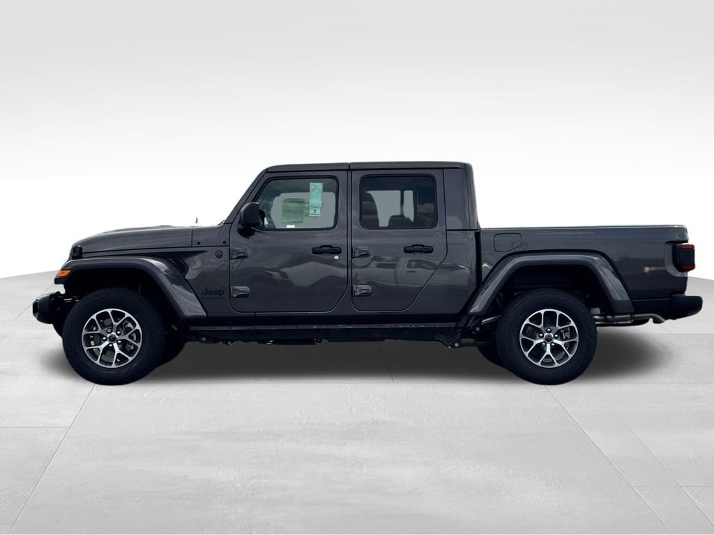 New 2026 Jeep Gladiator Sport AWD/4WD image 4