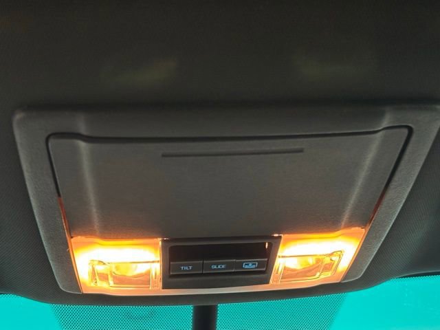 Used 2013 Ford Explorer Limited image 34