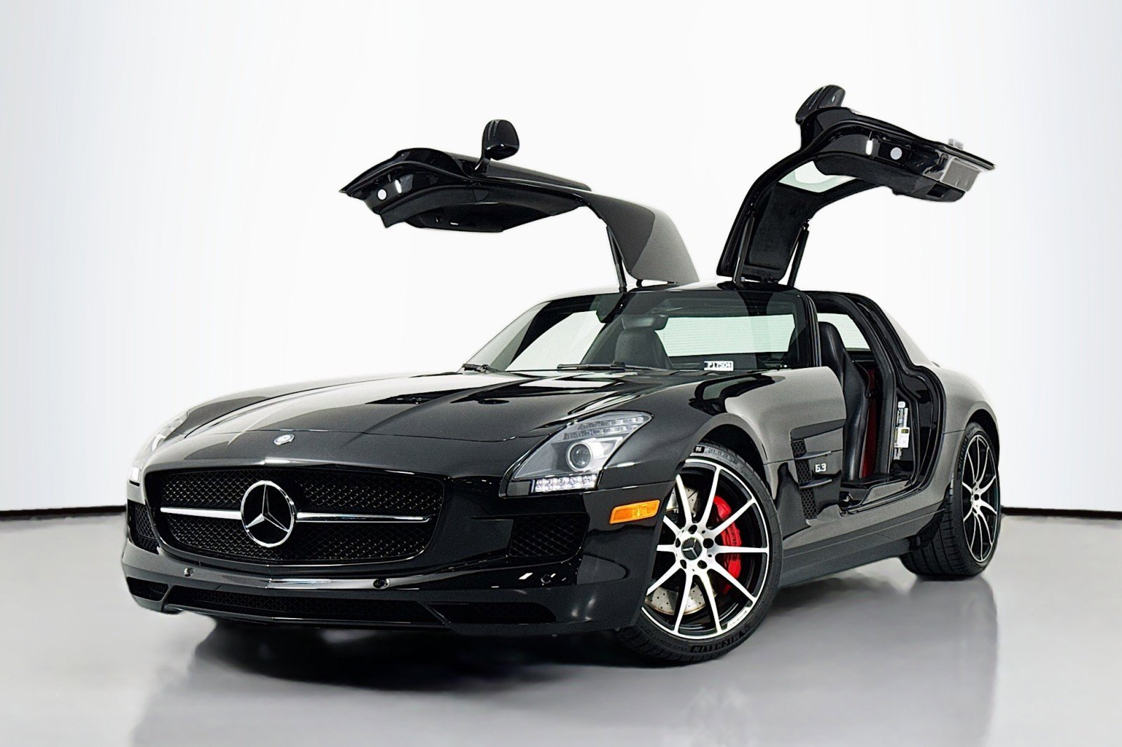 Used 2014 Mercedes-Benz SLS AMG GT Coupe image 2