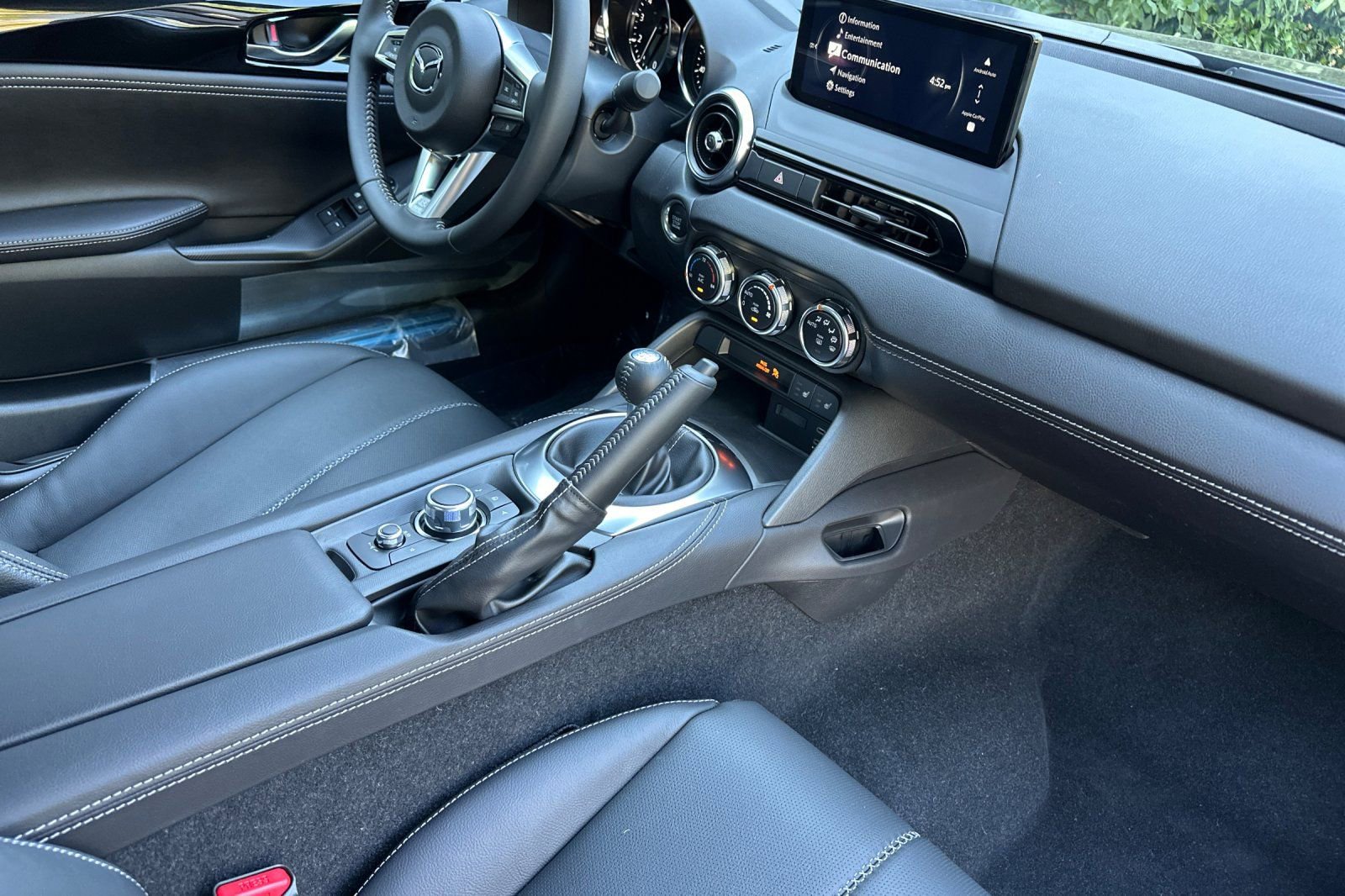 New 2025 MAZDA MX-5 Miata Grand Touring image 13