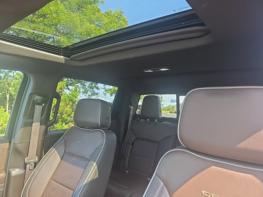Used 2023 GMC Sierra 1500 Denali w/ Denali Reserve Package AWD/4WD image 31