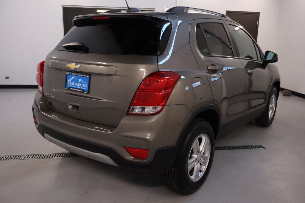 Used 2022 Chevrolet Trax LT w/ Driver Confidence Package AWD/4WD image 7