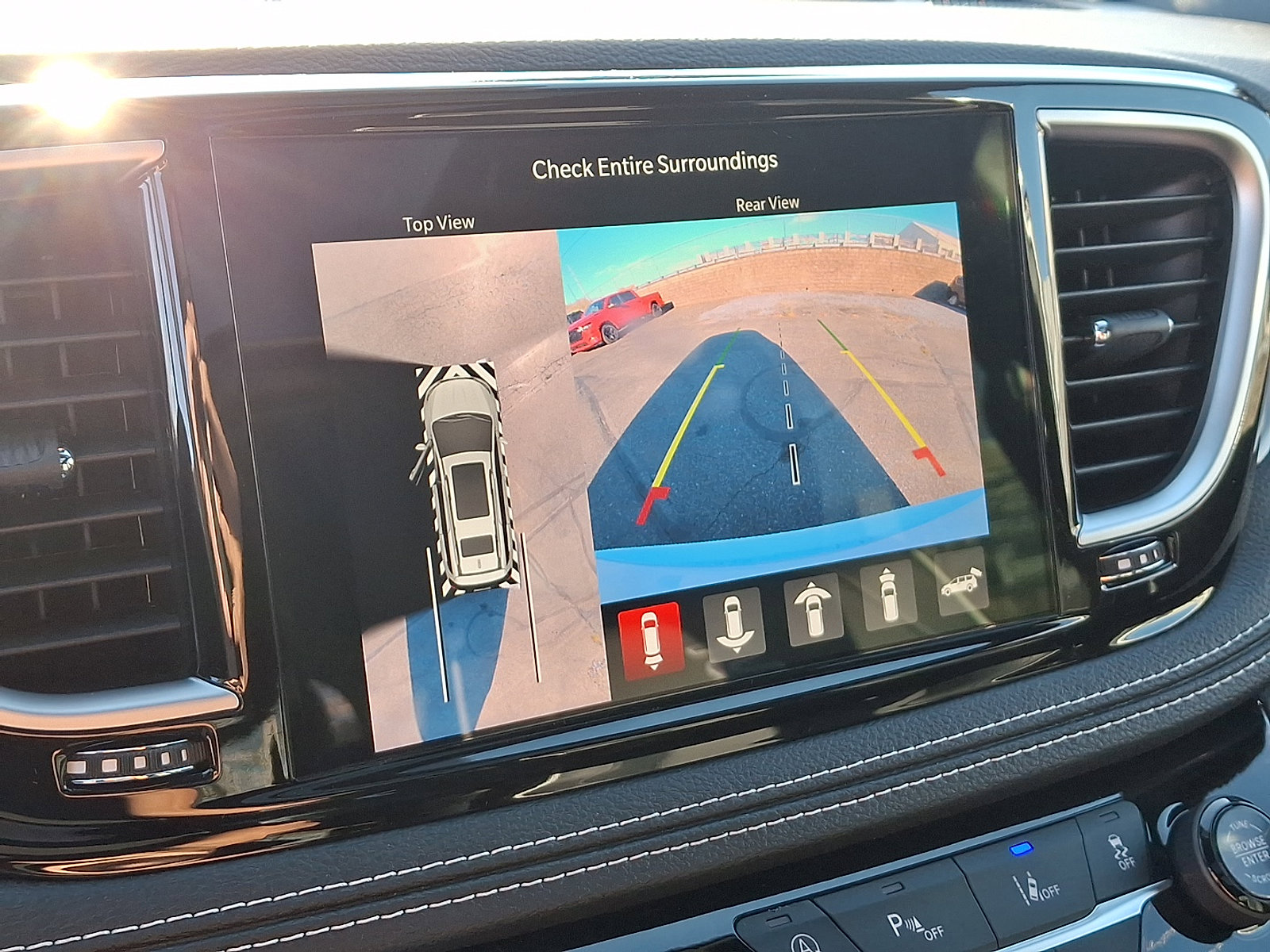 New 2026 Chrysler Pacifica Limited w/ S Appearance Package image 17