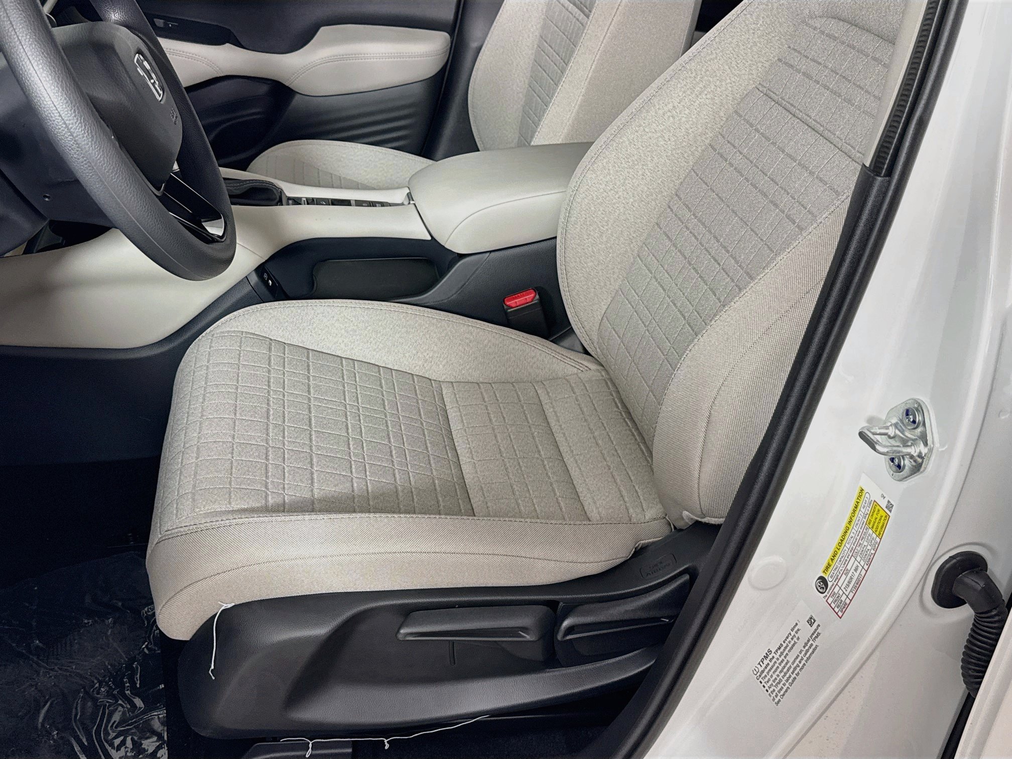 New 2027 Honda HR-V LX image 22